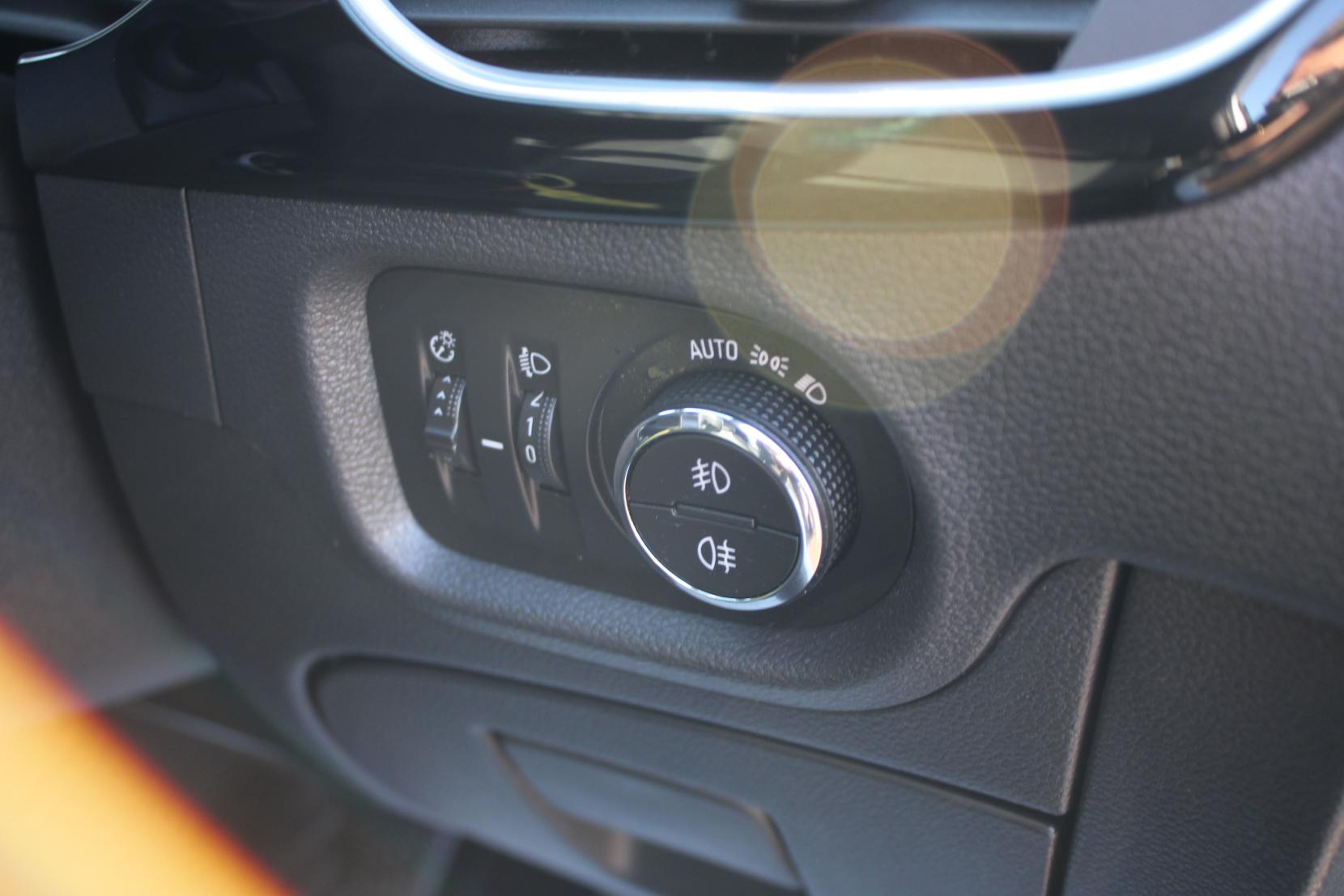 Vauxhall Astra 1.4i Turbo SRi Nav Hatchback 5dr Petrol Manual Euro 6 (150 ps)