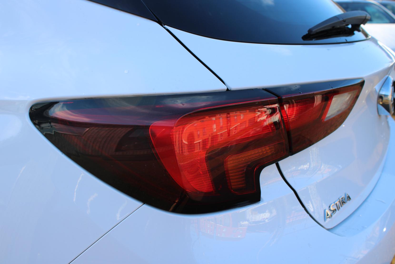 Vauxhall Astra 1.4i Turbo SRi Nav Hatchback 5dr Petrol Manual Euro 6 (150 ps)