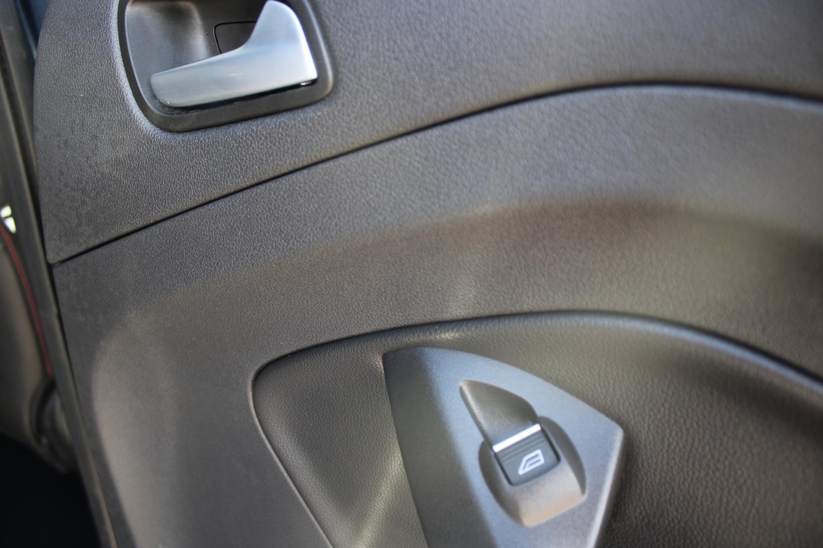 Ford Kuga 1.5T EcoBoost GPF ST-Line X SUV 5dr Petrol Manual Euro 6 (s/s) (150 ps)