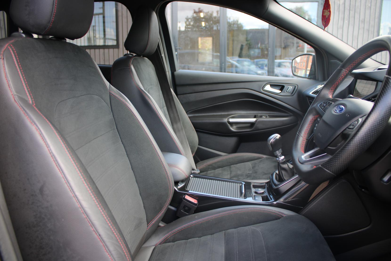 Ford Kuga 1.5T EcoBoost GPF ST-Line X SUV 5dr Petrol Manual Euro 6 (s/s) (150 ps)