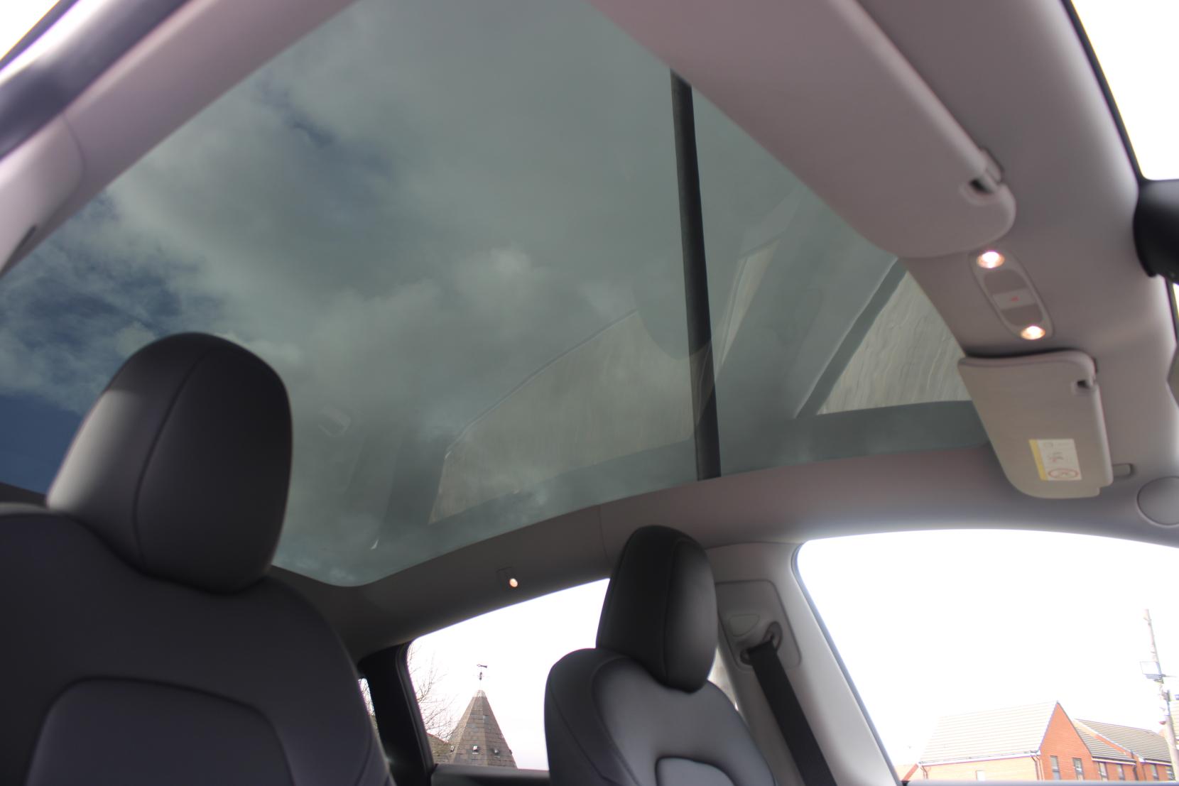 Tesla Model Y (Dual Motor) Performance SUV 5dr Electric Auto 4WDE (426 bhp)