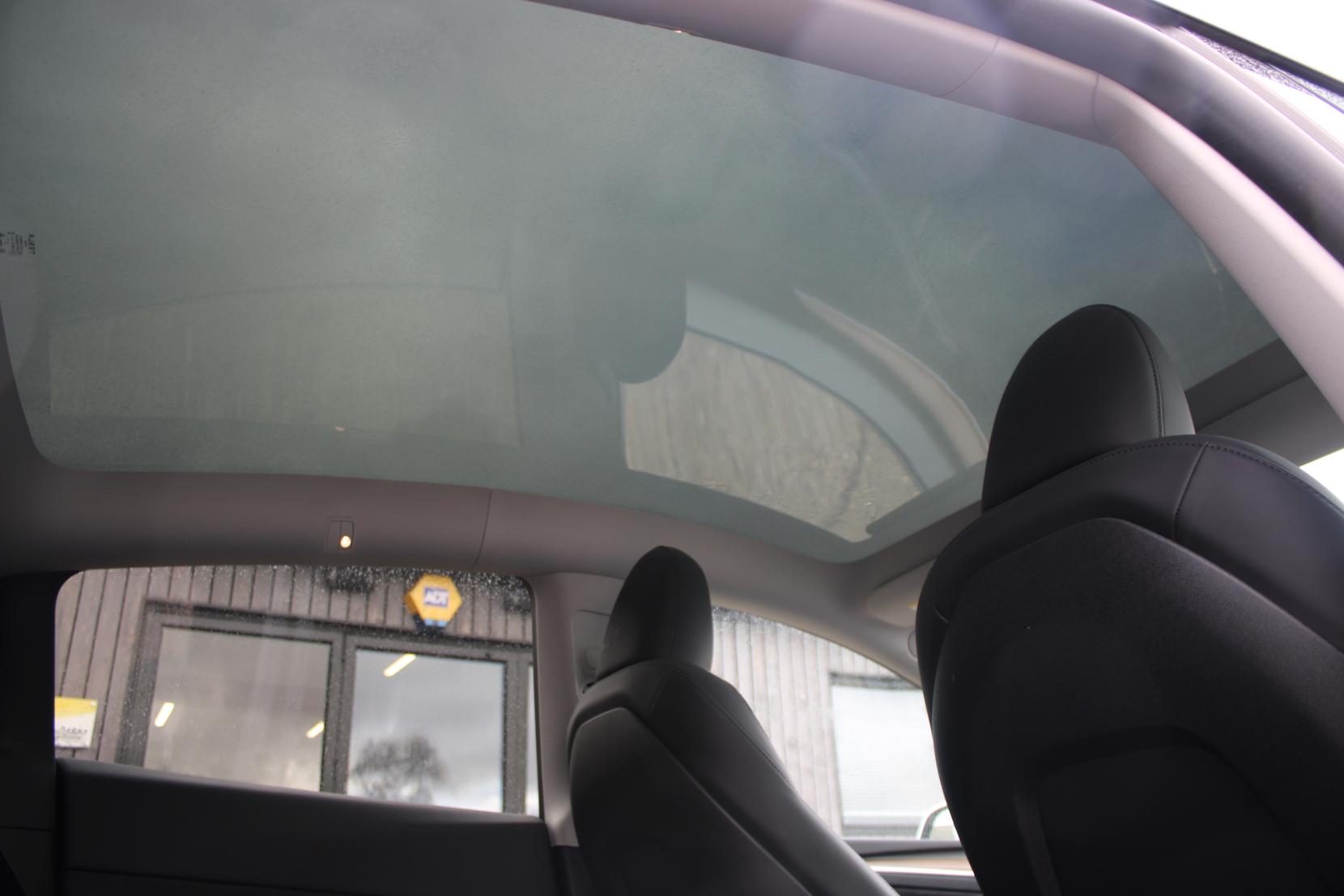 Tesla Model Y (Dual Motor) Performance SUV 5dr Electric Auto 4WDE (426 bhp)