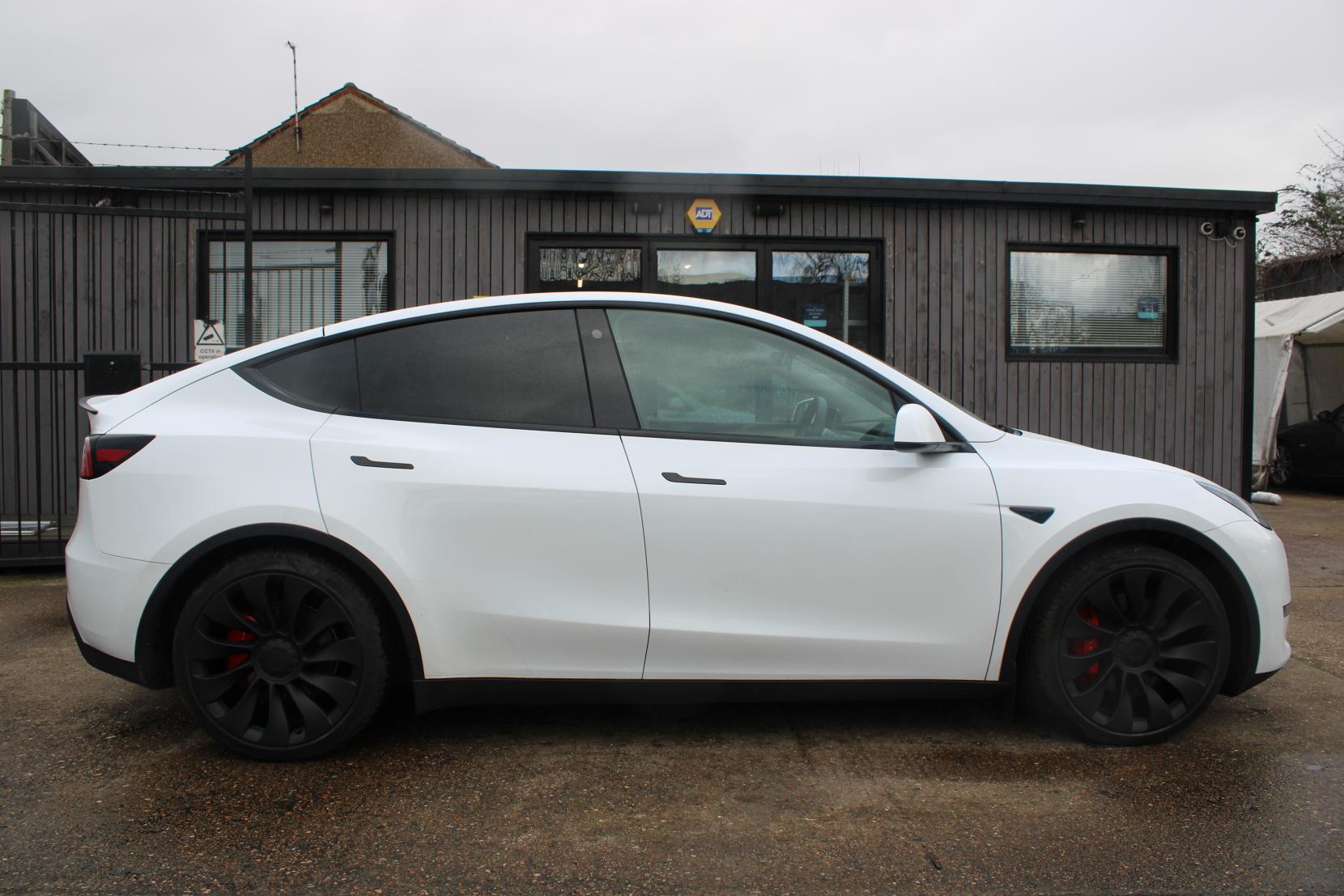 Tesla Model Y (Dual Motor) Performance SUV 5dr Electric Auto 4WDE (426 bhp)