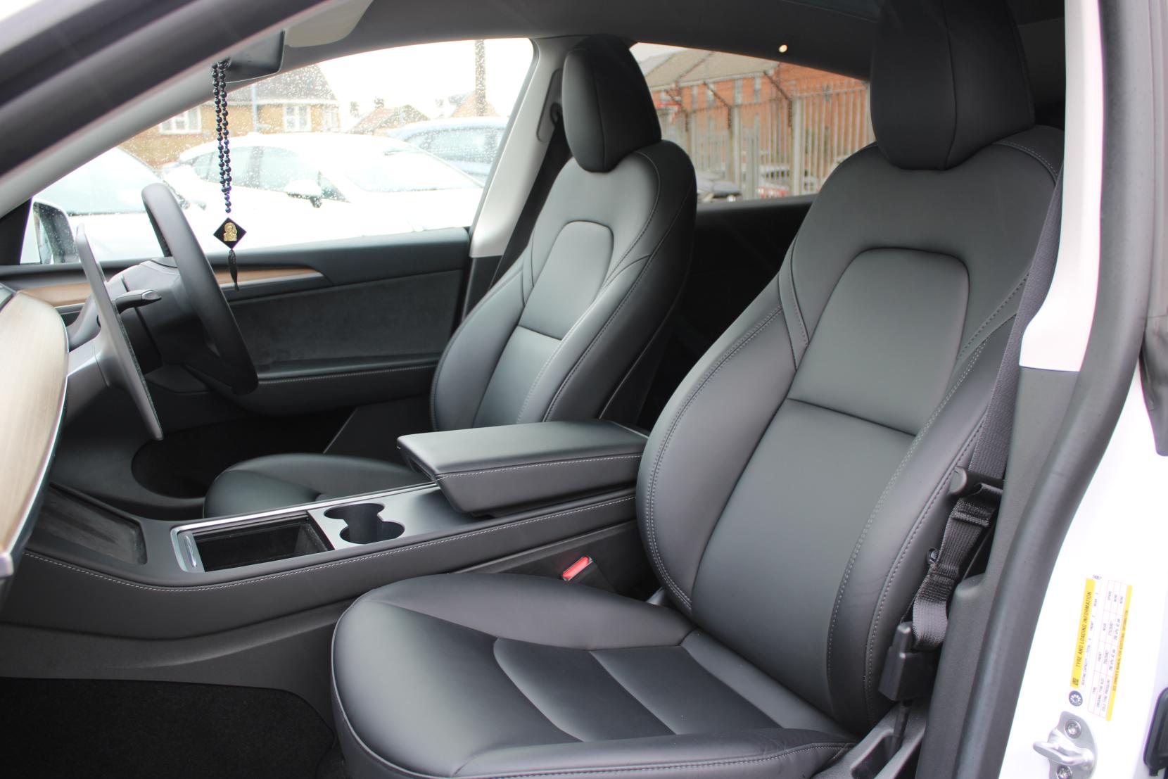 Tesla Model Y (Dual Motor) Performance SUV 5dr Electric Auto 4WDE (426 bhp)