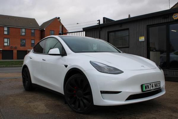 Tesla Model Y (Dual Motor) Performance SUV 5dr Electric Auto 4WDE (426 bhp)