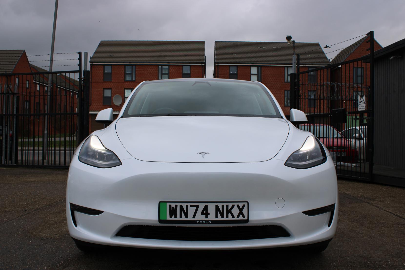 Tesla Model Y (Dual Motor) Performance SUV 5dr Electric Auto 4WDE (426 bhp)