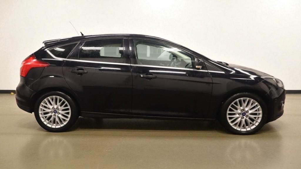 Ford Focus 1.0T EcoBoost Zetec Hatchback 5dr Petrol Manual Euro 5 (s/s) (125 ps)