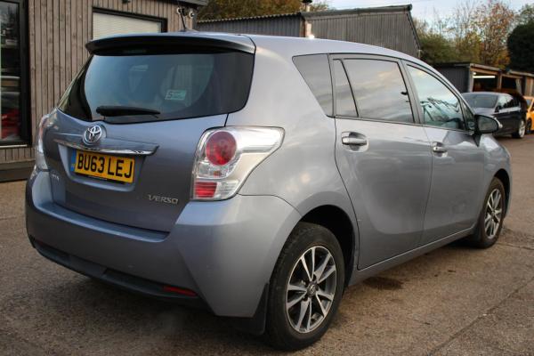 Toyota Verso 1.6 V-Matic Icon MPV 5dr Petrol Manual Euro 5 Euro 5 (132 ps)