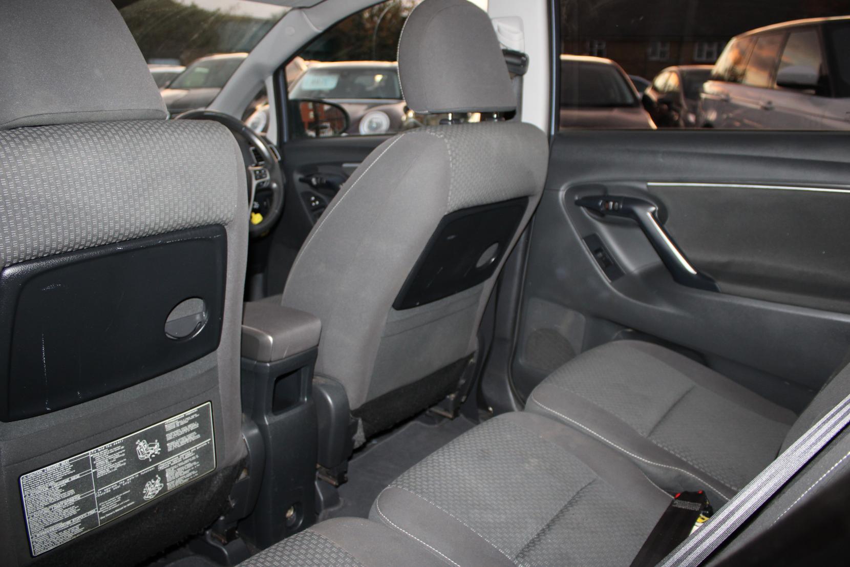 Toyota Verso 1.6 V-Matic Icon MPV 5dr Petrol Manual Euro 5 Euro 5 (132 ps)