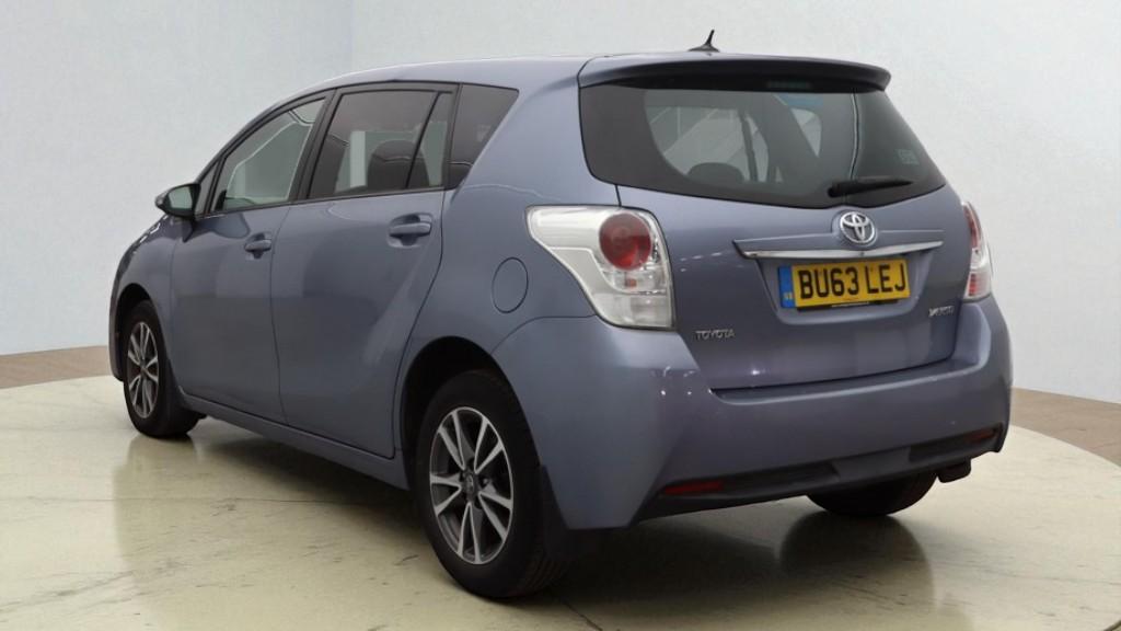 Toyota Verso 1.6 V-Matic Icon MPV 5dr Petrol Manual Euro 5 Euro 5 (132 ps)