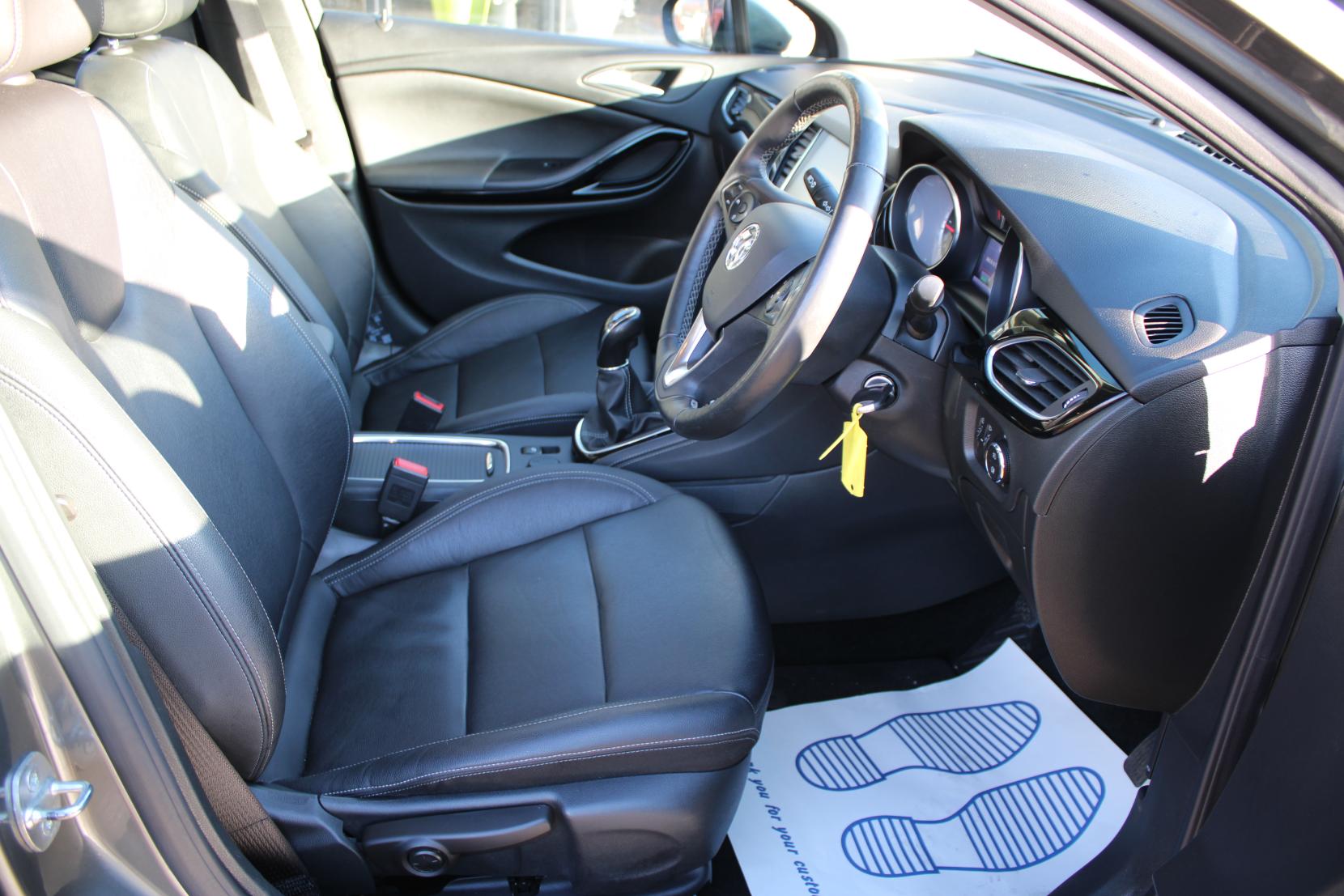 Vauxhall Astra 1.4i Turbo Elite Nav Hatchback 5dr Petrol Manual Euro 6 (s/s) (150 ps)