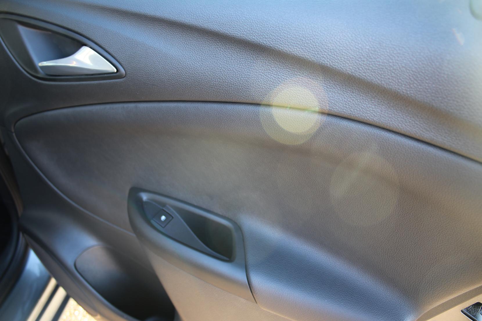 Vauxhall Astra 1.4i Turbo Elite Nav Hatchback 5dr Petrol Manual Euro 6 (s/s) (150 ps)