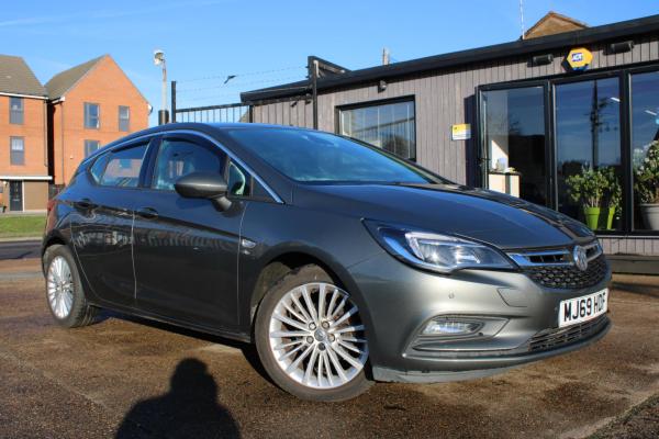 Vauxhall Astra 1.4i Turbo Elite Nav Hatchback 5dr Petrol Manual Euro 6 (s/s) (150 ps)