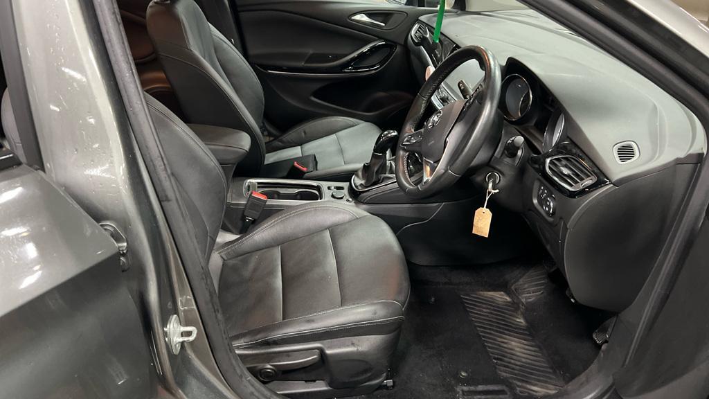 Vauxhall Astra 1.4i Turbo Elite Nav Hatchback 5dr Petrol Manual Euro 6 (s/s) (150 ps)