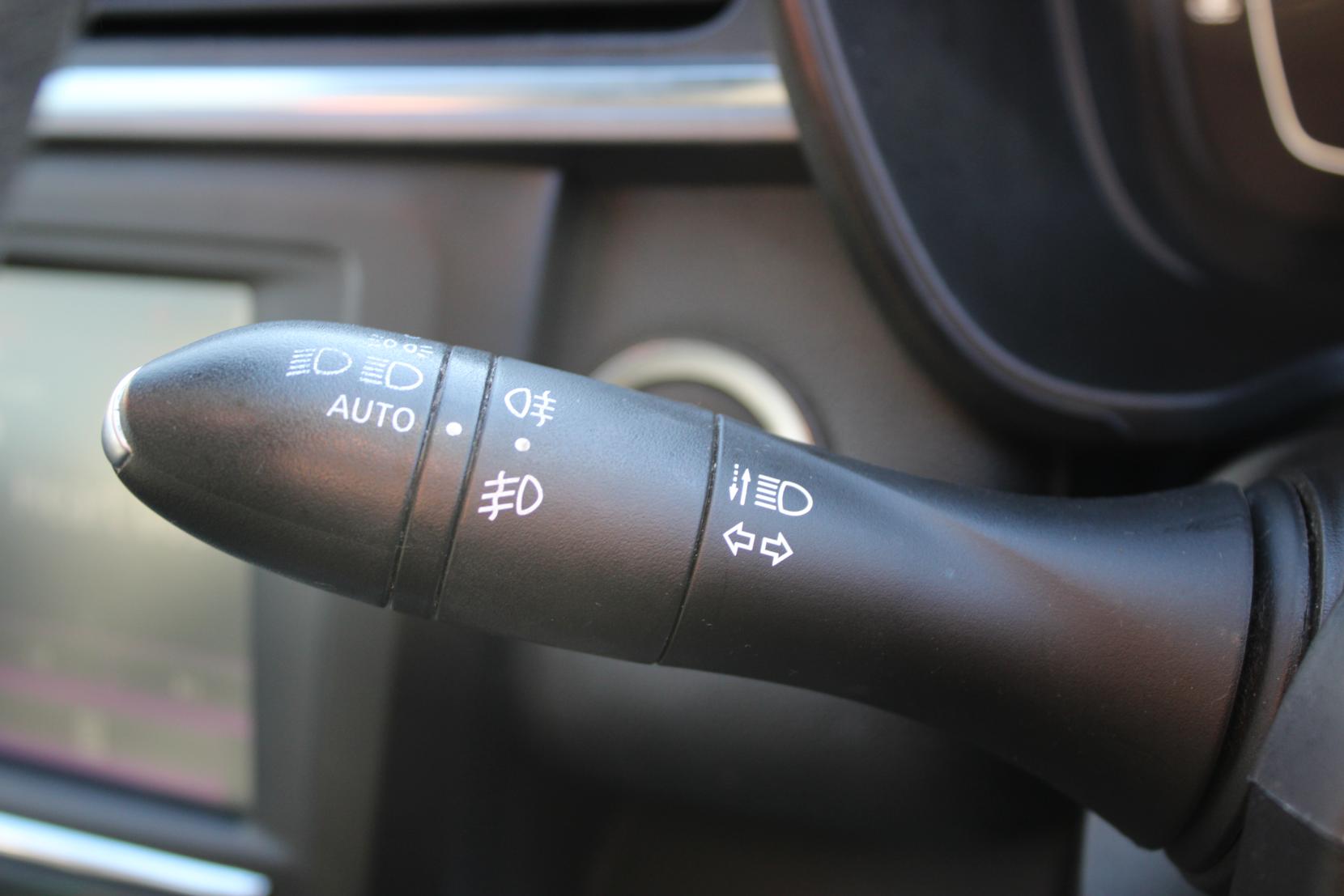 Renault Kadjar 1.2 TCe Dynamique S Nav SUV 5dr Petrol Manual Euro 6 (s/s) (130 ps)