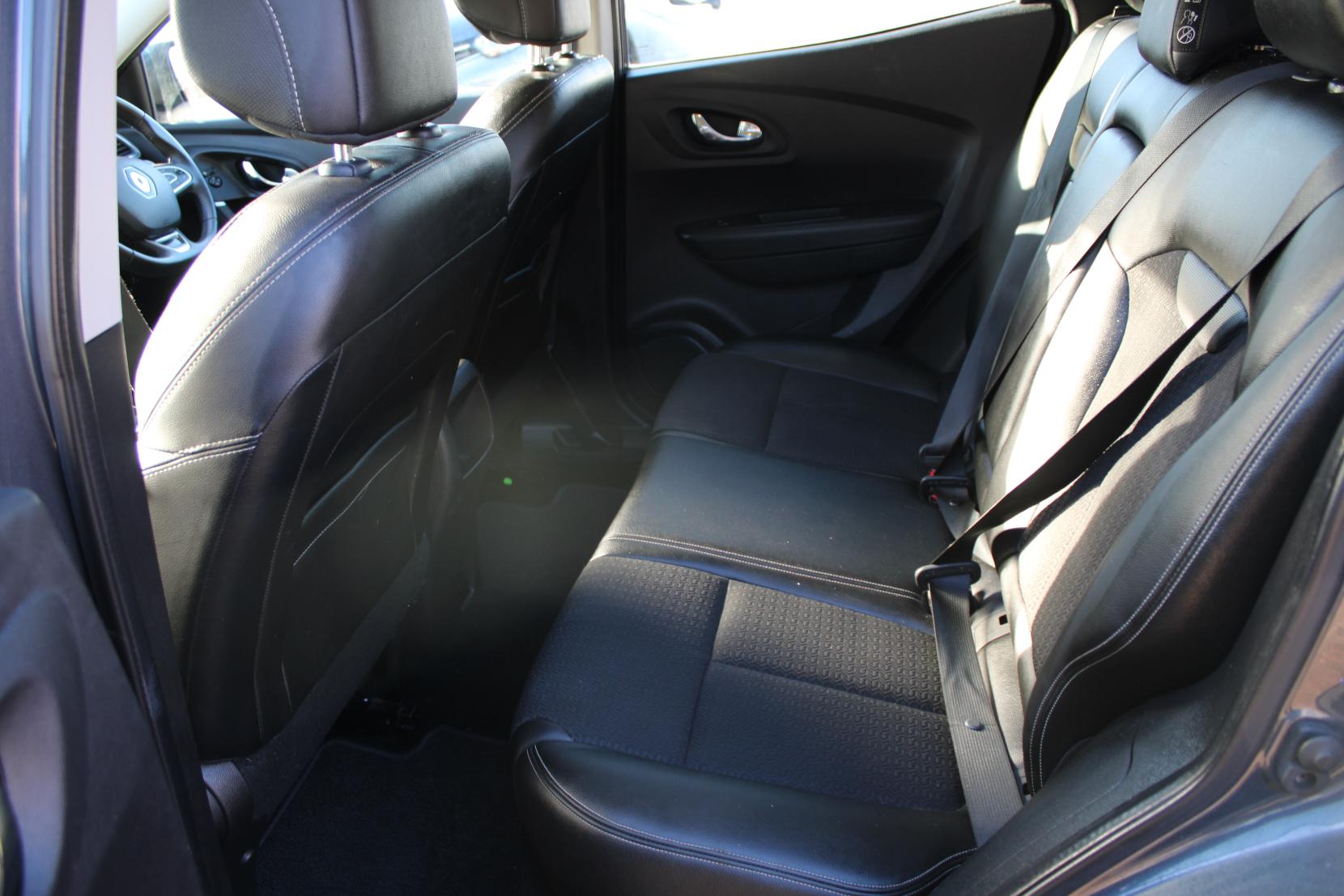 Renault Kadjar 1.2 TCe Dynamique S Nav SUV 5dr Petrol Manual Euro 6 (s/s) (130 ps)