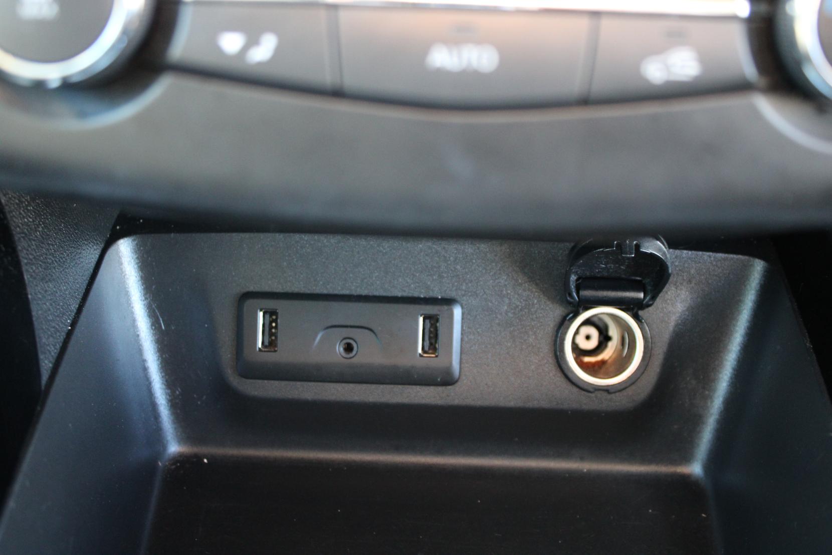 Renault Kadjar 1.2 TCe Dynamique S Nav SUV 5dr Petrol Manual Euro 6 (s/s) (130 ps)