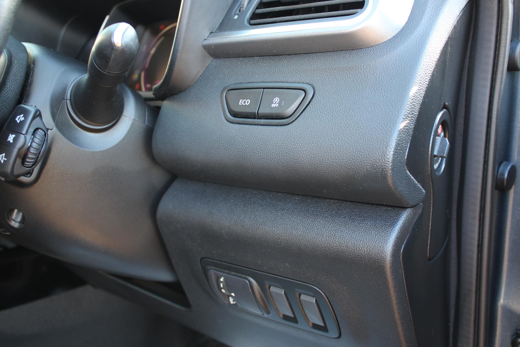 Renault Kadjar 1.2 TCe Dynamique S Nav SUV 5dr Petrol Manual Euro 6 (s/s) (130 ps)