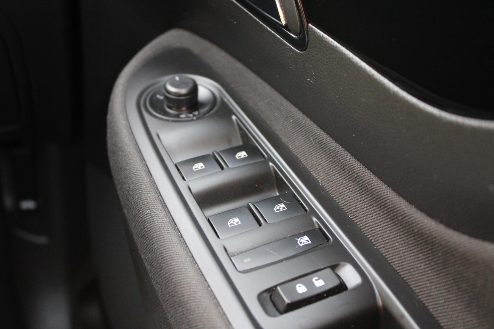 Vauxhall Mokka X 1.6i Active SUV 5dr Petrol Manual Euro 6 (s/s) (115 ps)