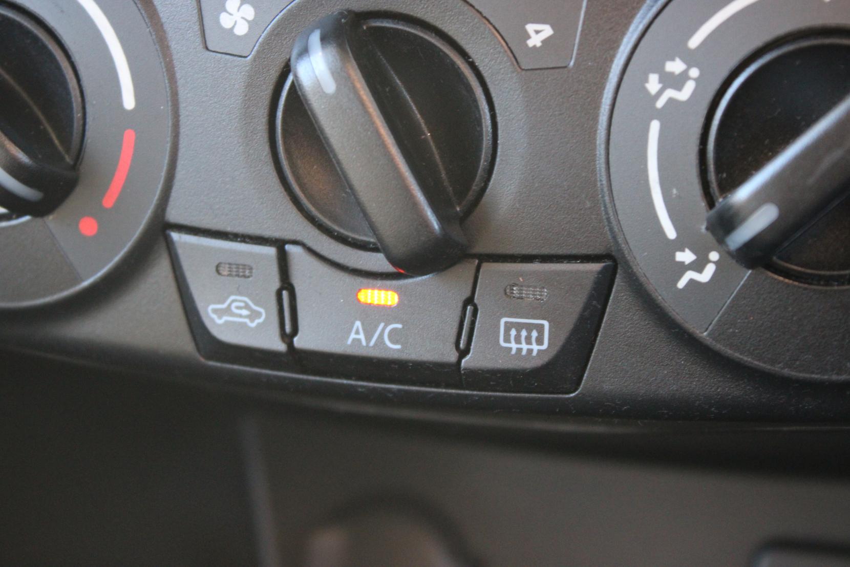 Suzuki Swift 1.2 SZ-L Hatchback 5dr Petrol Manual Euro 6 (94 ps)