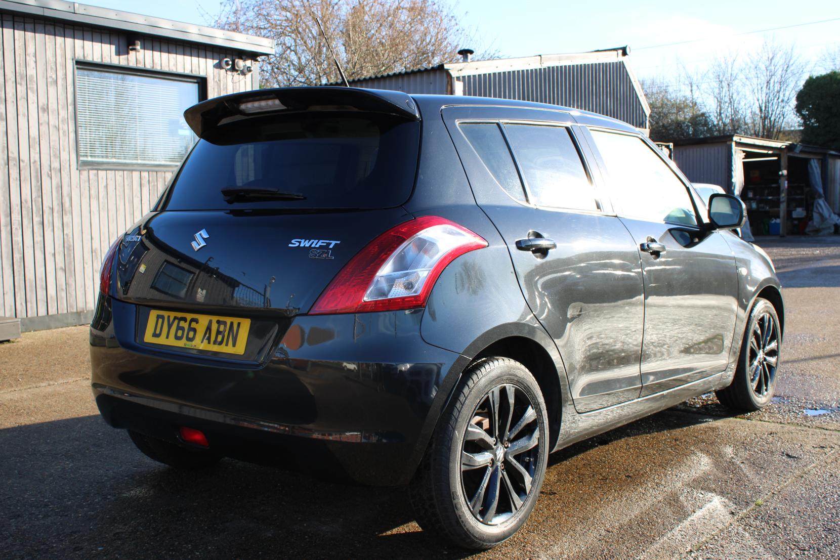 Suzuki Swift 1.2 SZ-L Hatchback 5dr Petrol Manual Euro 6 (94 ps)