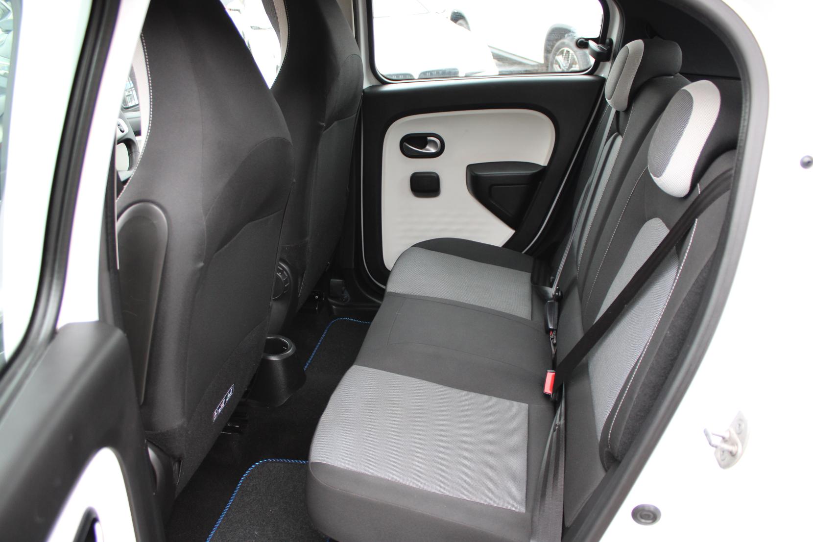 Renault Twingo 1.0 SCe Play Hatchback 5dr Petrol Manual Euro 6 (70 ps)