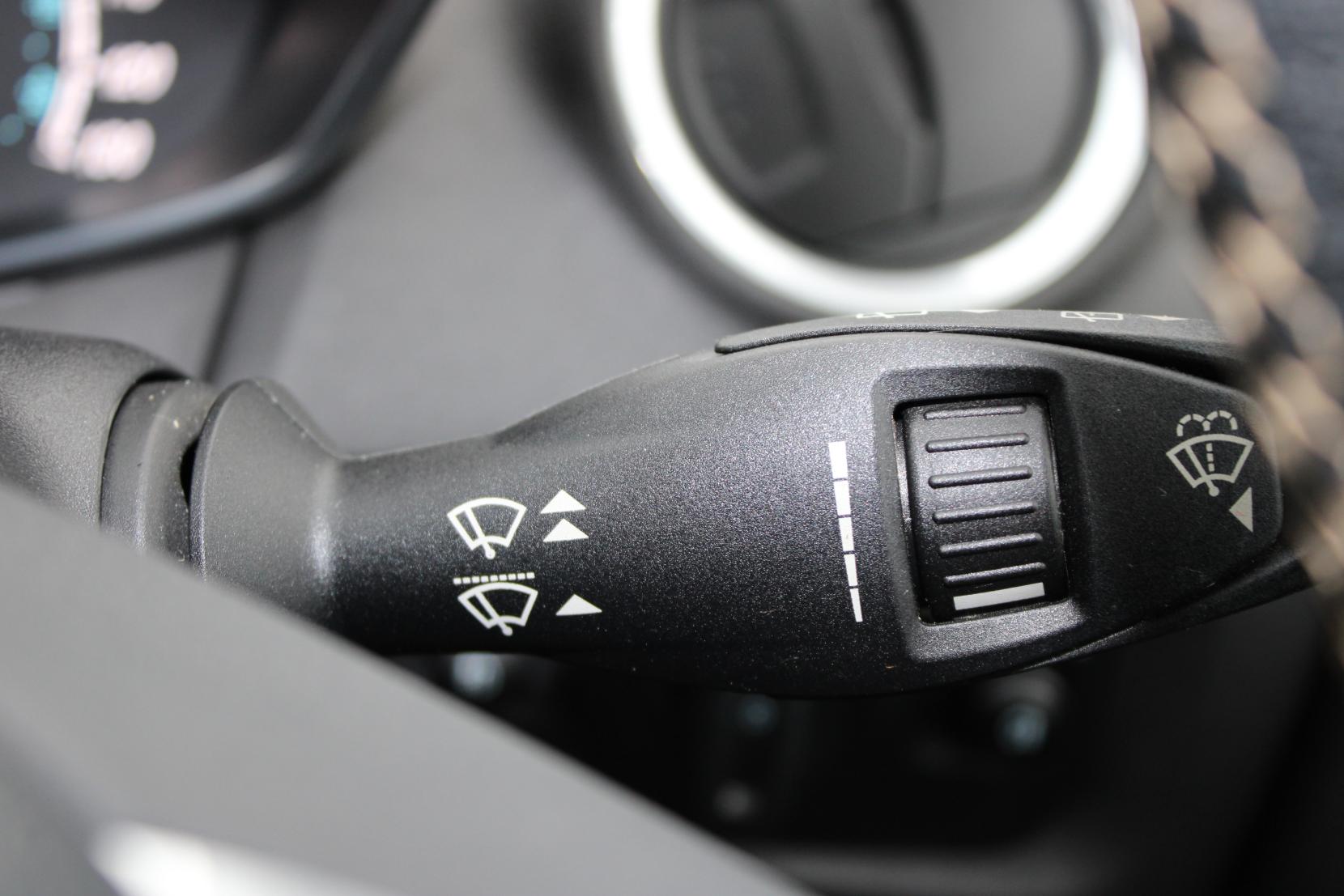 Ford Fiesta 1.0T EcoBoost Titanium Hatchback 5dr Petrol Manual Euro 6 (s/s) (125 ps)