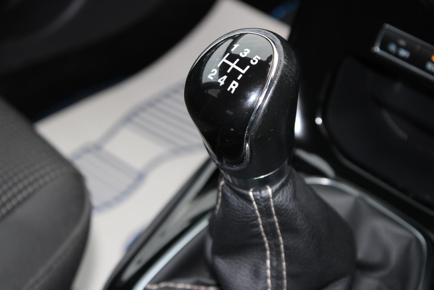 Ford Fiesta 1.0T EcoBoost Titanium Hatchback 5dr Petrol Manual Euro 6 (s/s) (125 ps)