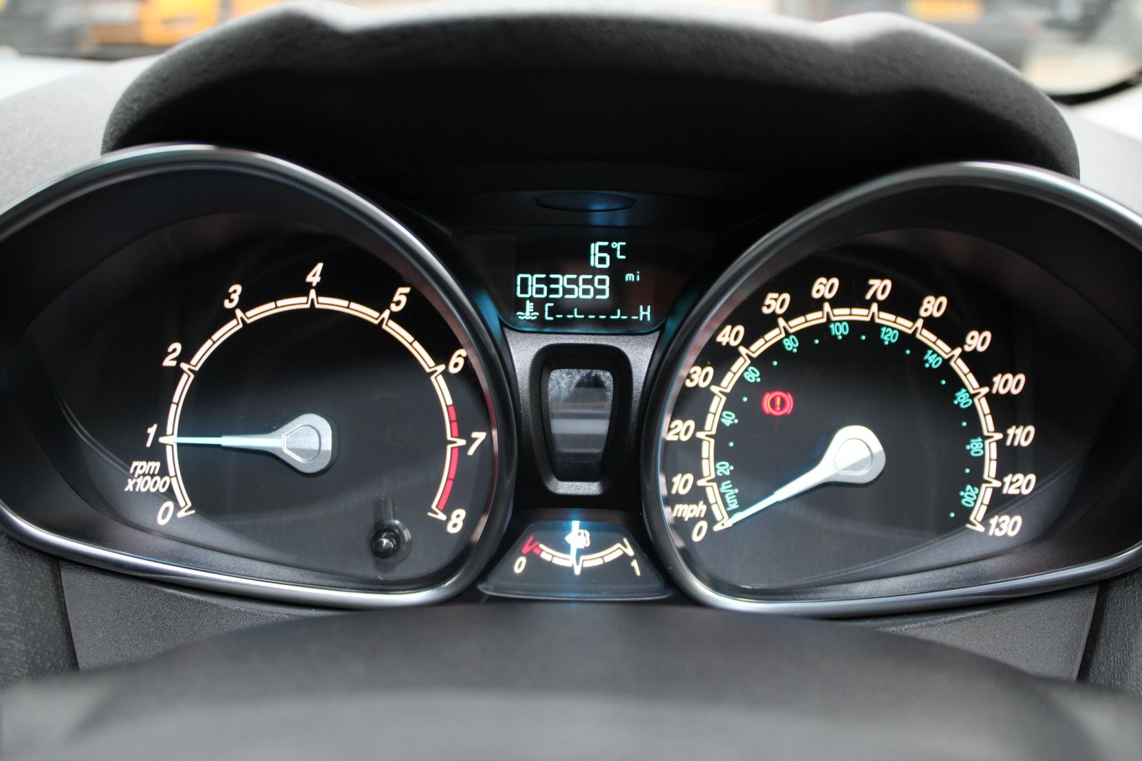 Ford Fiesta 1.0T EcoBoost Titanium Hatchback 5dr Petrol Manual Euro 6 (s/s) (125 ps)