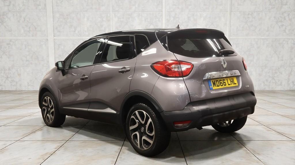 Renault Captur 1.5 dCi ENERGY Dynamique S Nav SUV 5dr Diesel Auto Euro 6 (s/s) (90 ps)