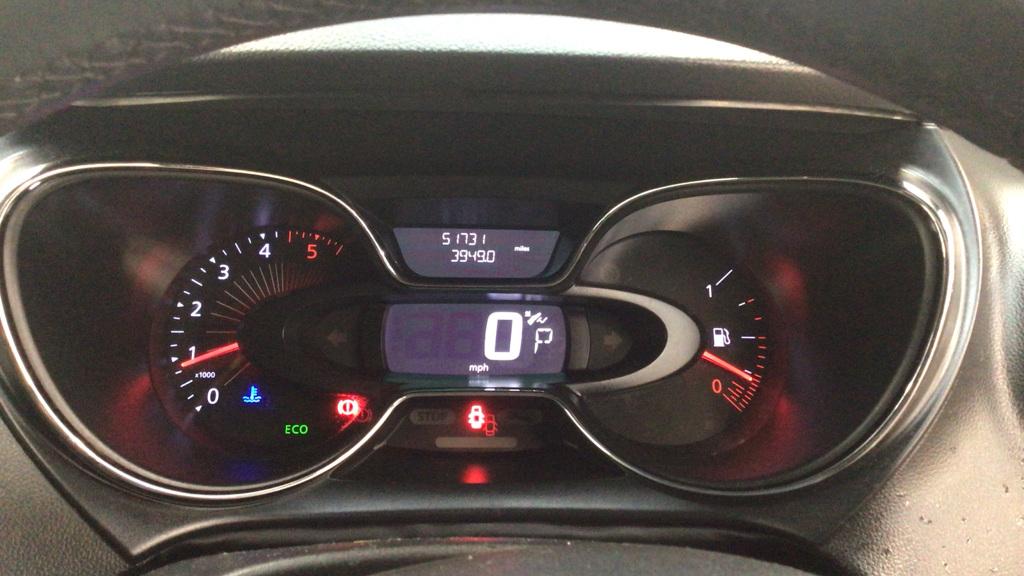 Renault Captur 1.5 dCi ENERGY Dynamique S Nav SUV 5dr Diesel Auto Euro 6 (s/s) (90 ps)