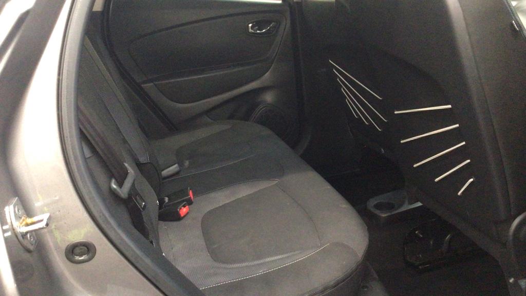 Renault Captur 1.5 dCi ENERGY Dynamique S Nav SUV 5dr Diesel Auto Euro 6 (s/s) (90 ps)