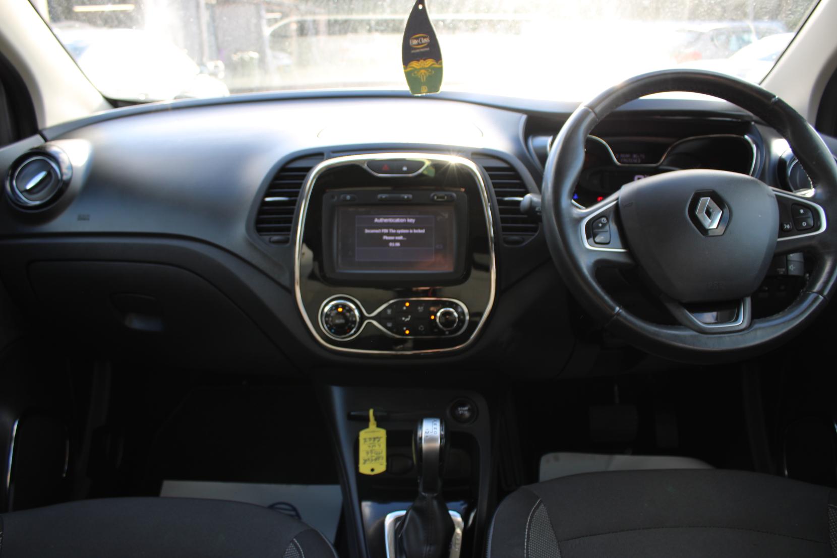 Renault Captur 1.5 dCi ENERGY Dynamique S Nav SUV 5dr Diesel Auto Euro 6 (s/s) (90 ps)