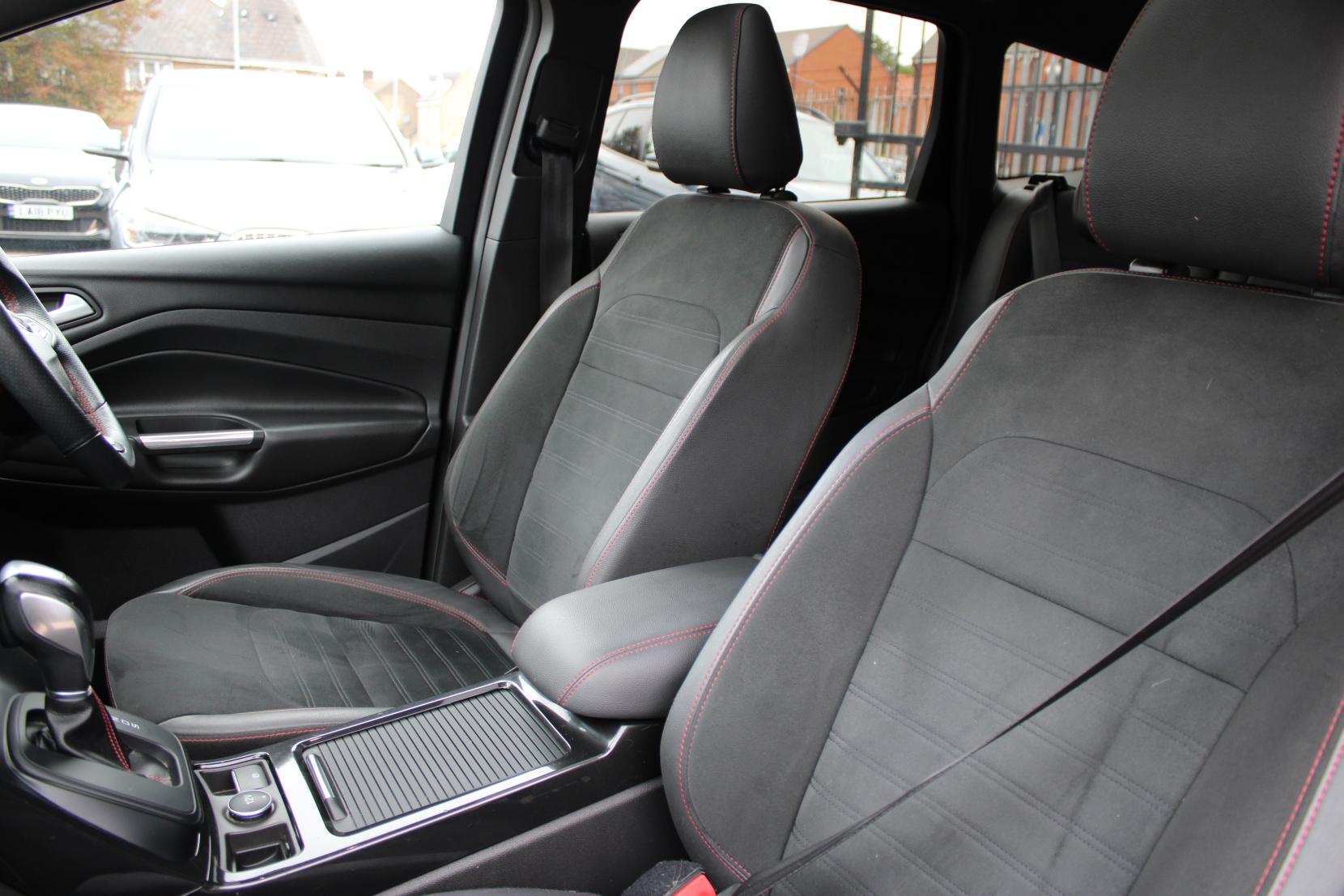 Ford Kuga 2.0 TDCi EcoBlue ST-Line Edition SUV 5dr Diesel Powershift Euro 6 (120 ps)