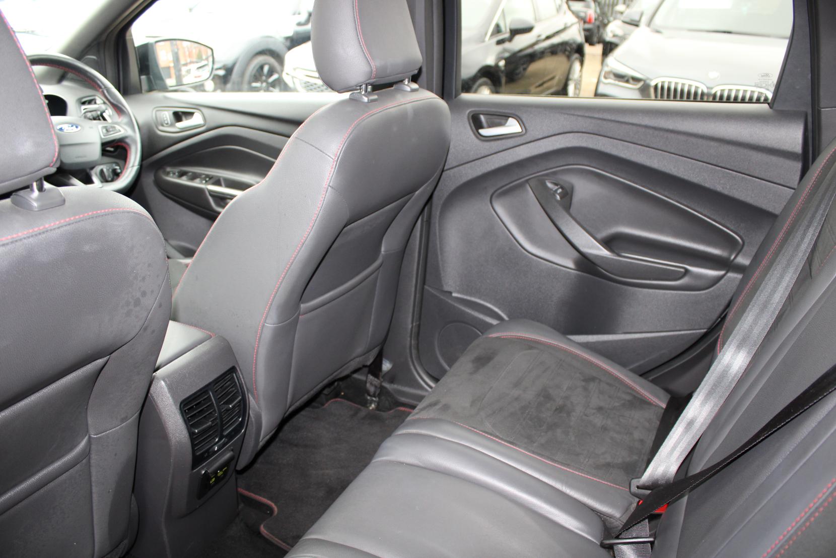 Ford Kuga 2.0 TDCi EcoBlue ST-Line Edition SUV 5dr Diesel Powershift Euro 6 (120 ps)
