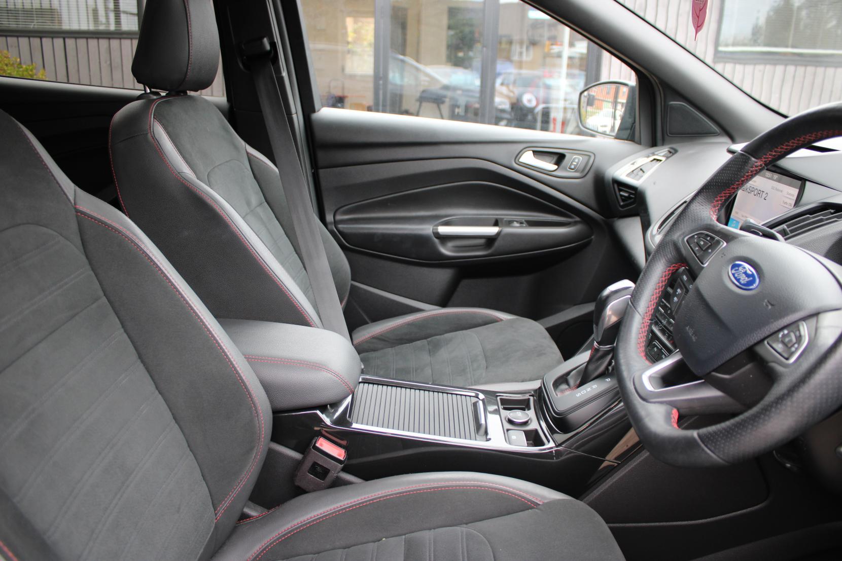 Ford Kuga 2.0 TDCi EcoBlue ST-Line Edition SUV 5dr Diesel Powershift Euro 6 (120 ps)