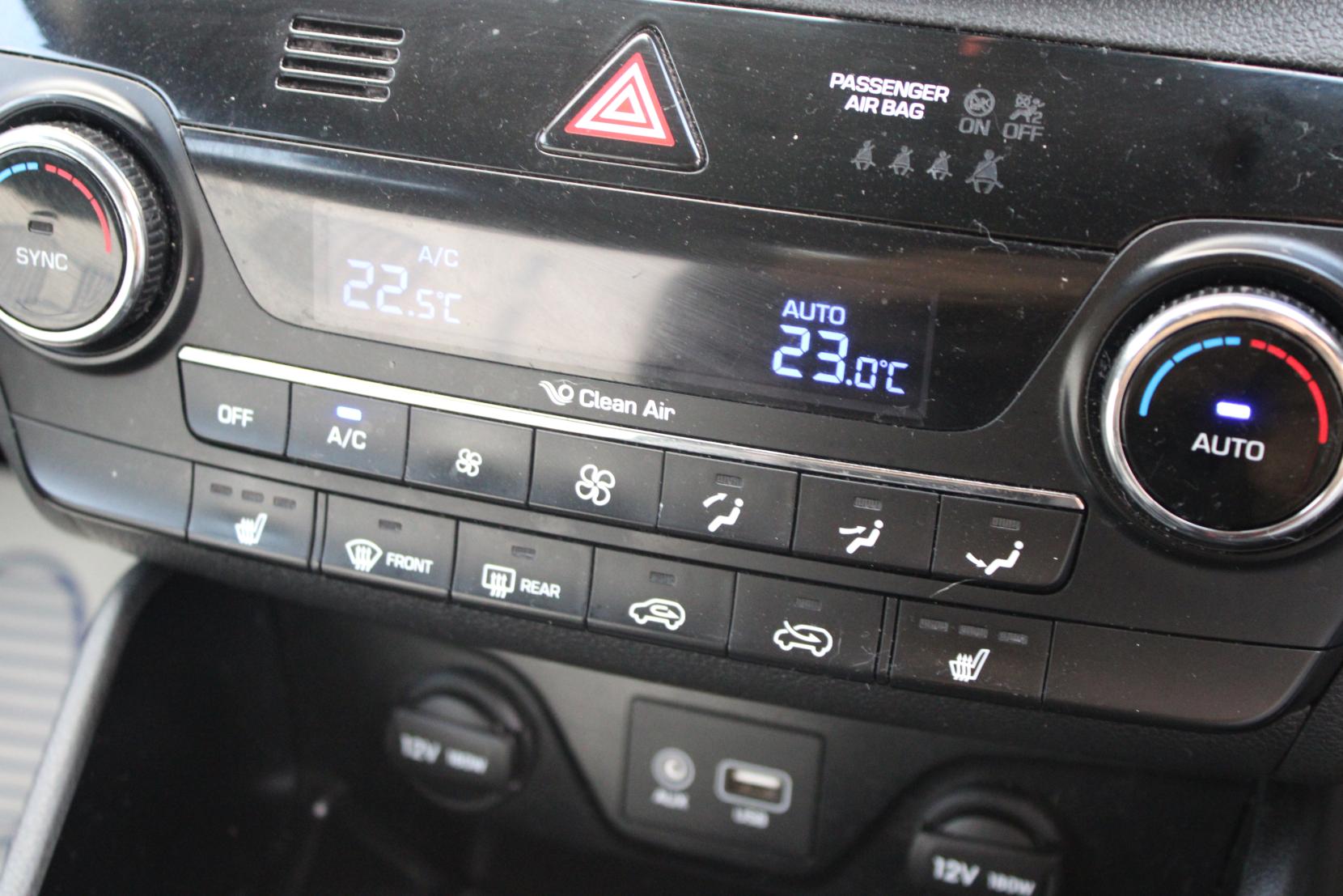 Hyundai TUCSON 1.7 CRDi Blue Drive SE SUV 5dr Diesel Manual Euro 6 (s/s) (116 ps)