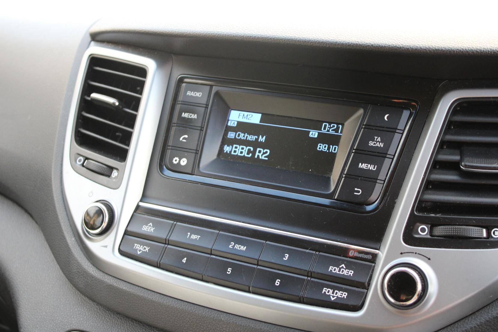 Hyundai TUCSON 1.7 CRDi Blue Drive SE SUV 5dr Diesel Manual Euro 6 (s/s) (116 ps)