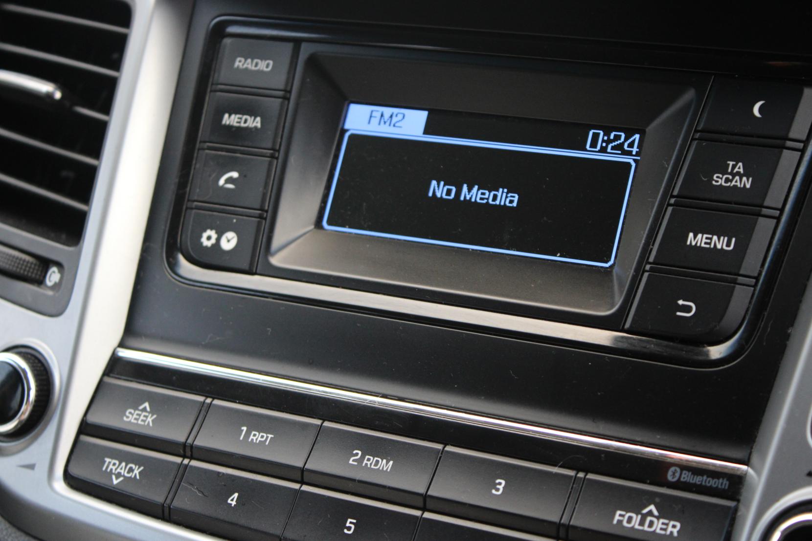 Hyundai TUCSON 1.7 CRDi Blue Drive SE SUV 5dr Diesel Manual Euro 6 (s/s) (116 ps)