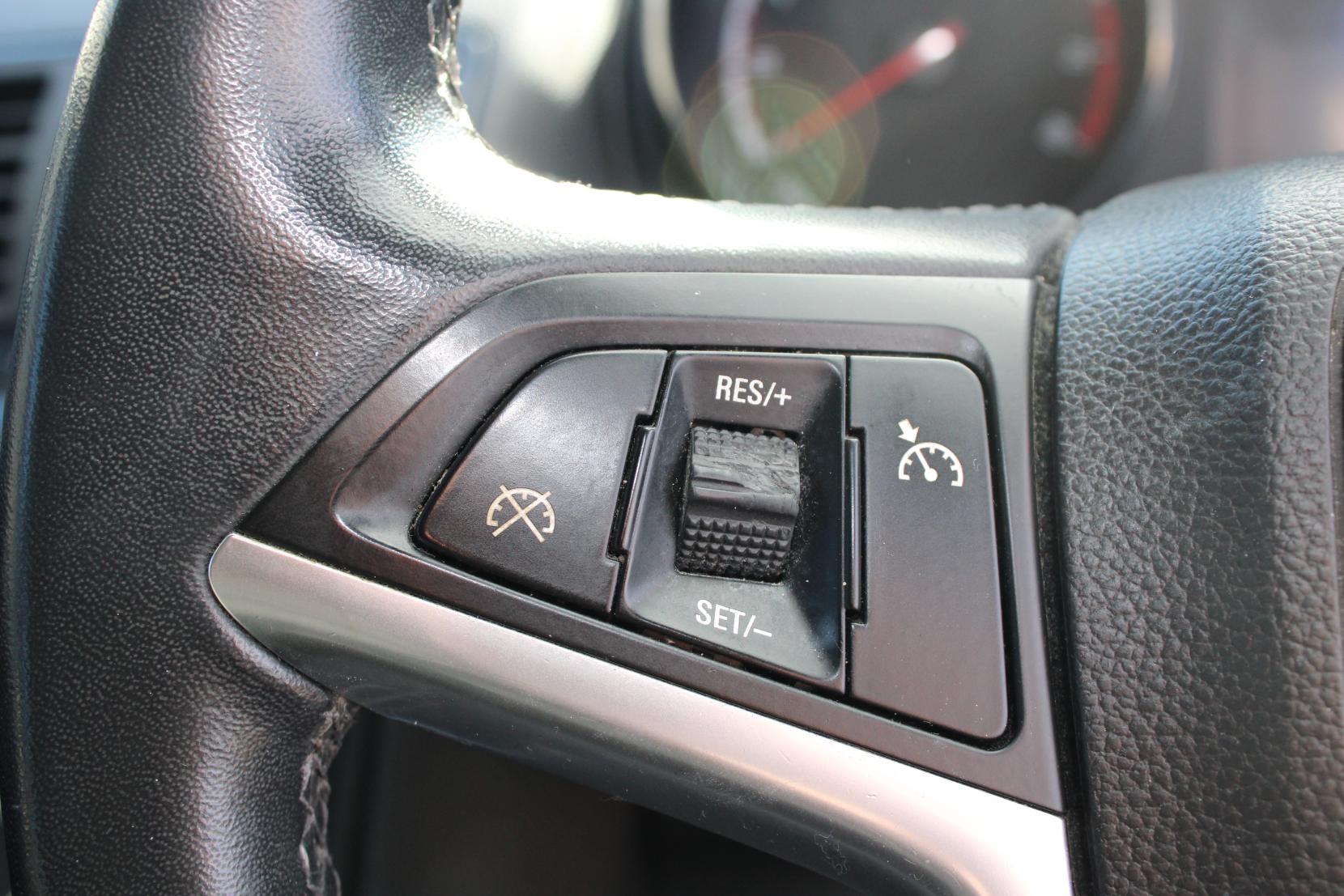 Vauxhall Meriva 1.4i Life MPV 5dr Petrol Manual Euro 6 (100 ps)