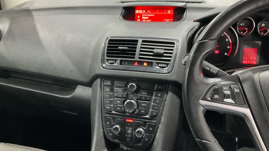 Vauxhall Meriva 1.4i Life MPV 5dr Petrol Manual Euro 6 (100 ps)