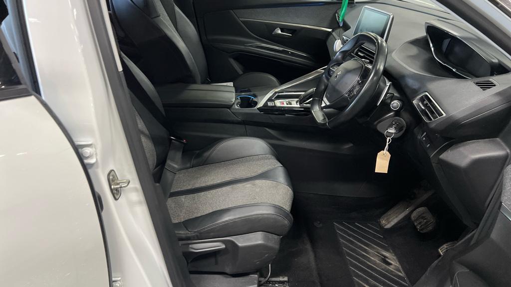 Peugeot 5008 1.2 PureTech GPF Allure SUV 5dr Petrol EAT Euro 6 (s/s) (130 ps)