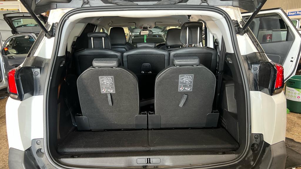 Peugeot 5008 1.2 PureTech GPF Allure SUV 5dr Petrol EAT Euro 6 (s/s) (130 ps)