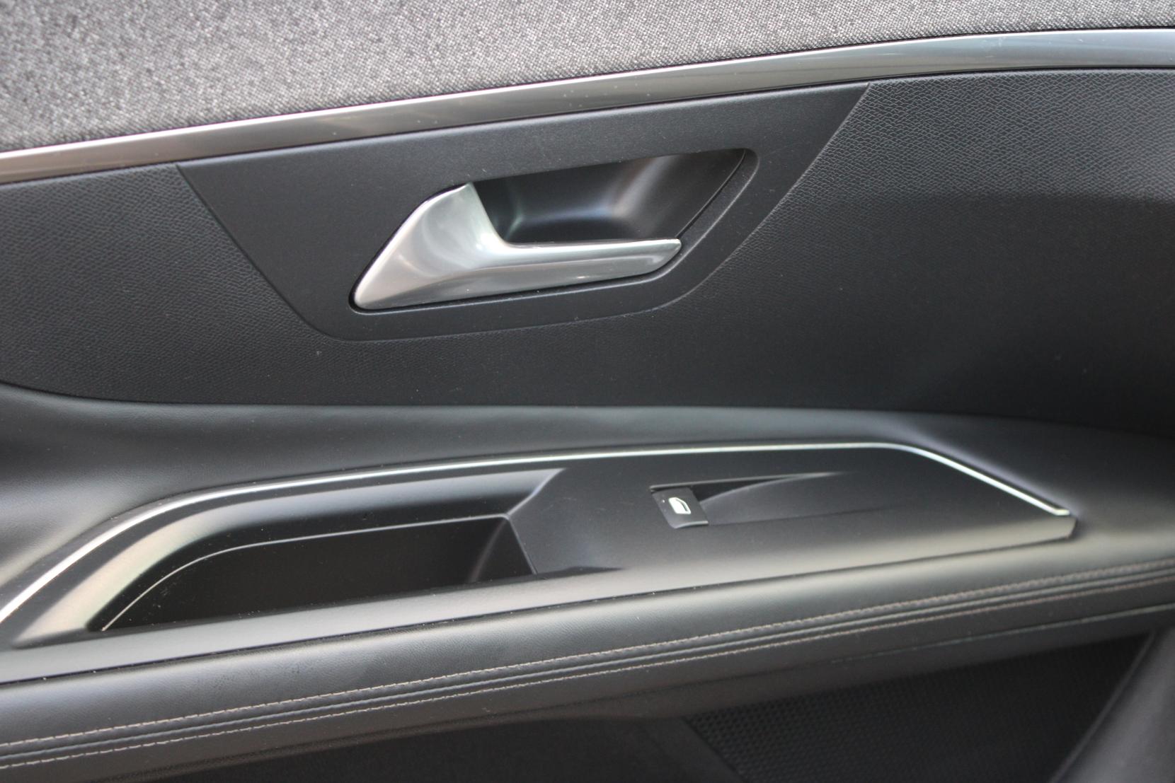 Peugeot 3008 1.6 BlueHDi Allure SUV 5dr Diesel Manual Euro 6 (s/s) (120 ps)