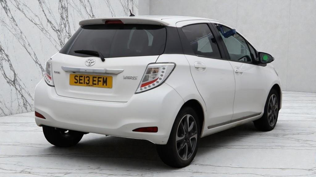 Toyota Yaris 1.33 Dual VVT-i Trend Hatchback 5dr Petrol Manual Euro 5 (99 ps)