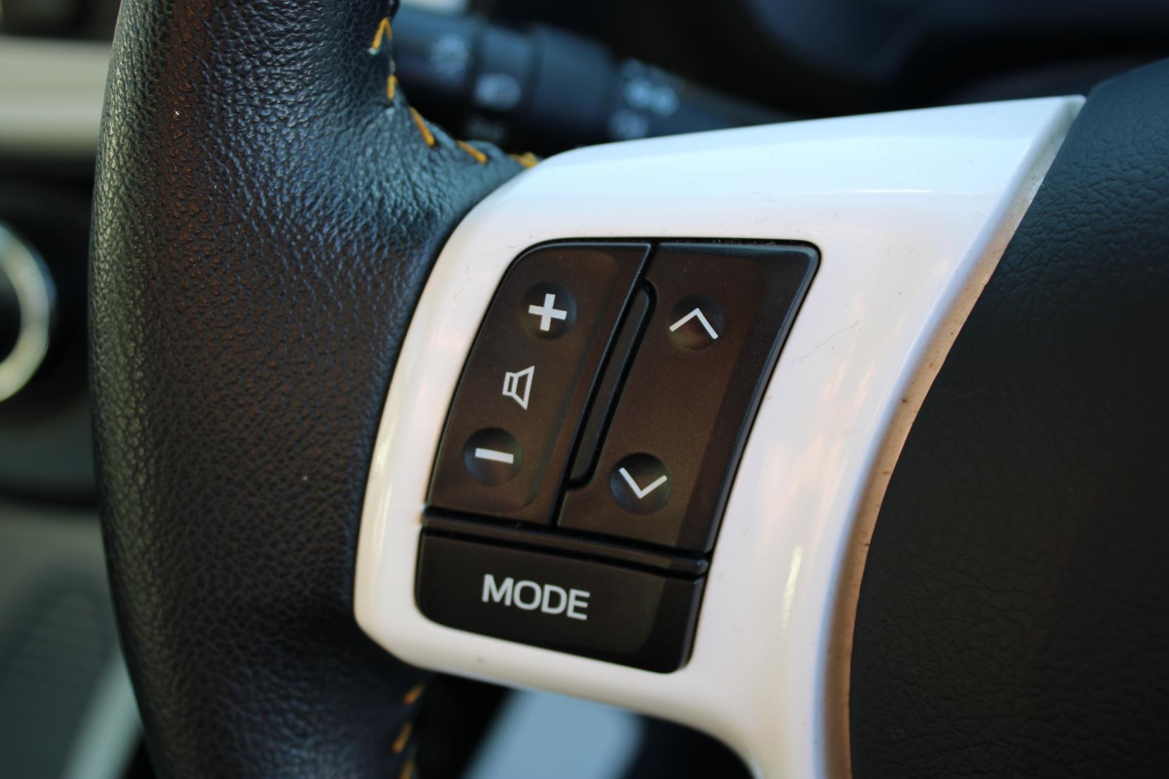 Toyota Yaris 1.33 Dual VVT-i Trend Hatchback 5dr Petrol Manual Euro 5 (99 ps)