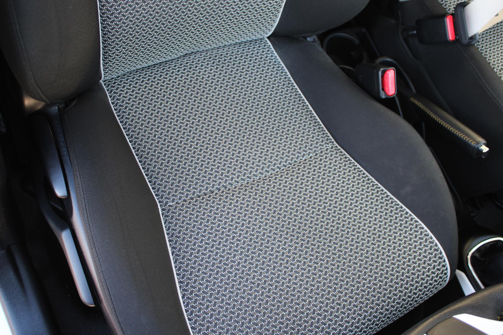 Toyota Yaris 1.33 Dual VVT-i Trend Hatchback 5dr Petrol Manual Euro 5 (99 ps)