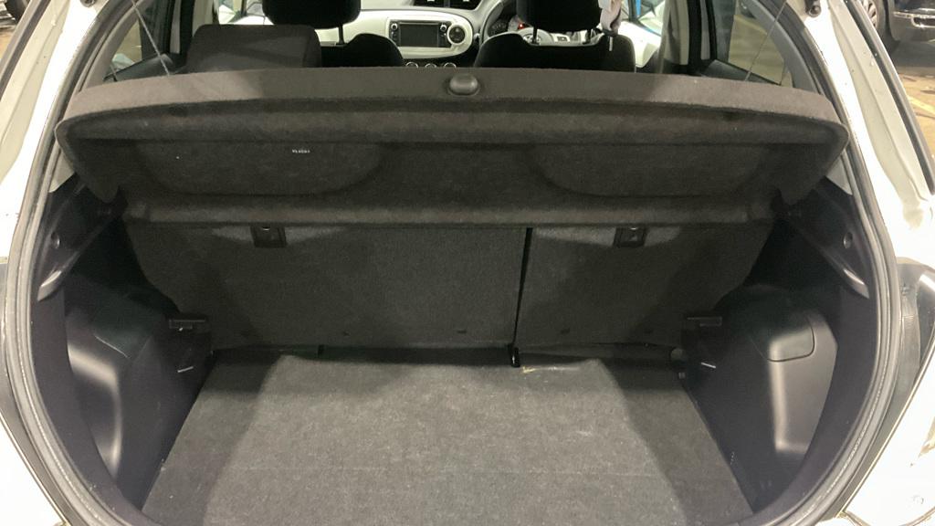 Toyota Yaris 1.33 Dual VVT-i Trend Hatchback 5dr Petrol Manual Euro 5 (99 ps)