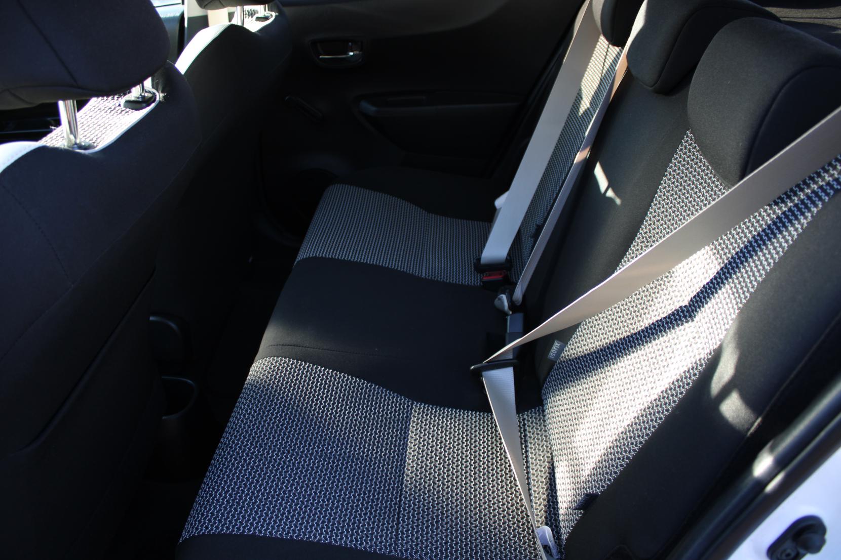 Toyota Yaris 1.33 Dual VVT-i Trend Hatchback 5dr Petrol Manual Euro 5 (99 ps)