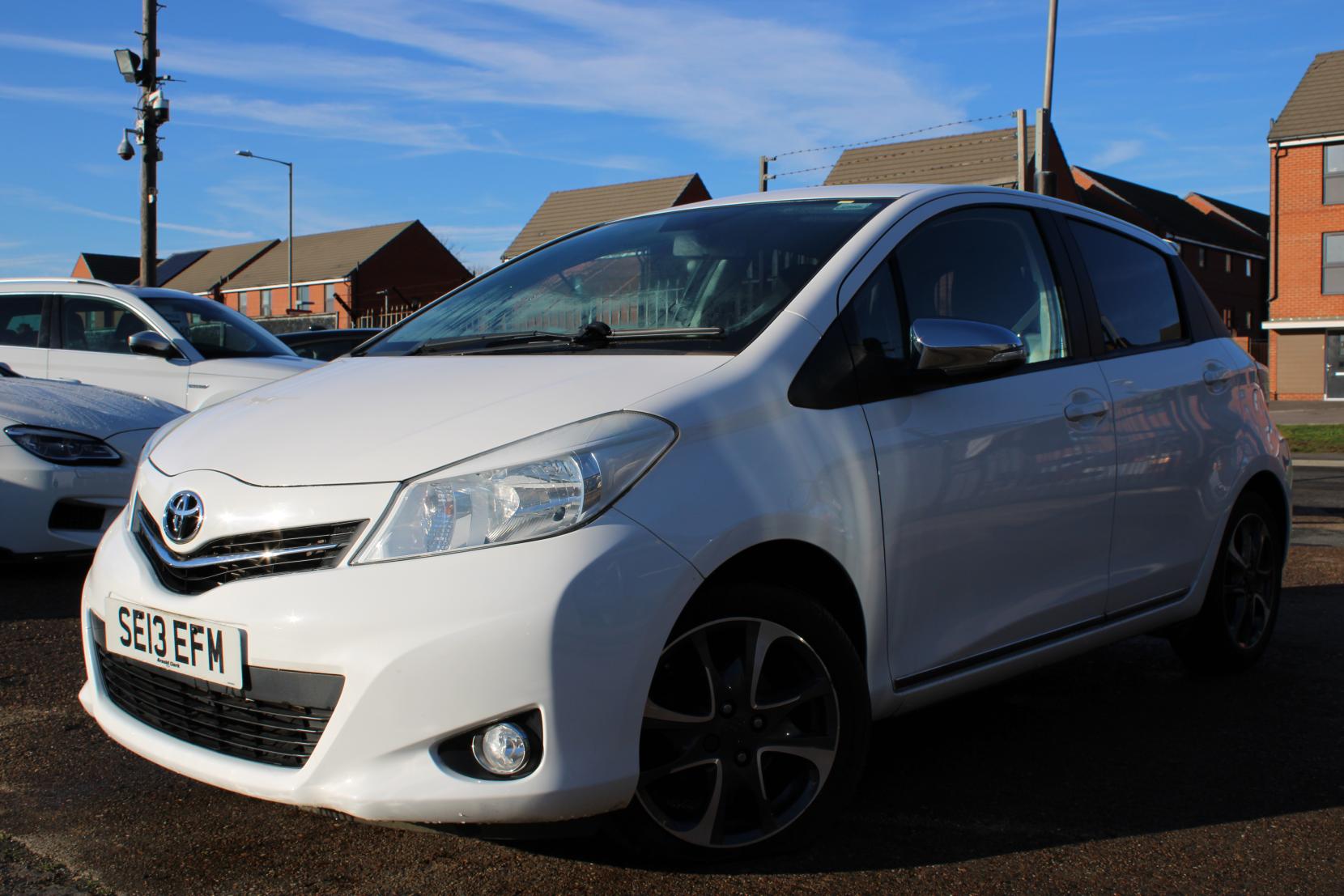 Toyota Yaris 1.33 Dual VVT-i Trend Hatchback 5dr Petrol Manual Euro 5 (99 ps)